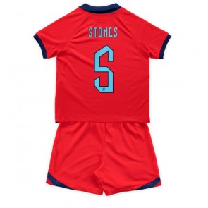 England John Stones #5 babykläder Bortatröja barn VM 2022 Korta ärmar (+ Korta byxor)
